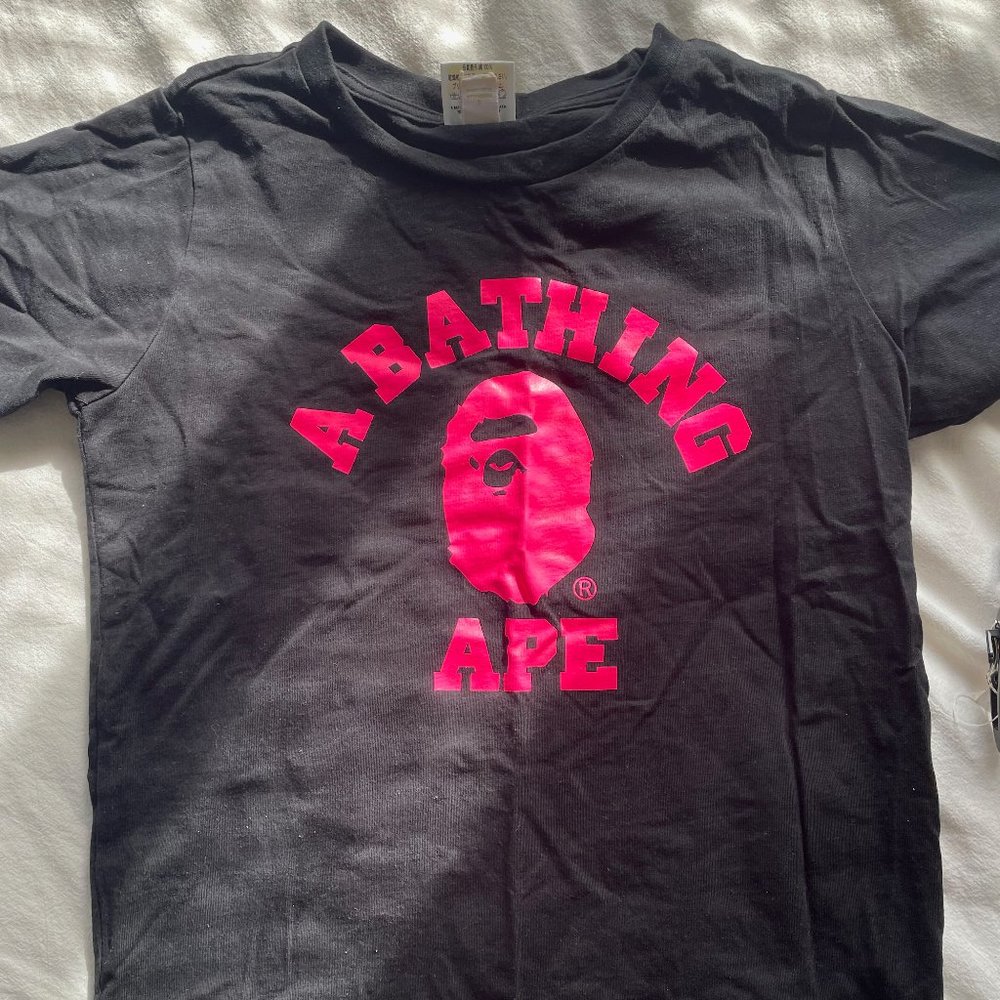 BAPE NEVER WORN, NEW. From Japan Fits Women's Small Pink Logo